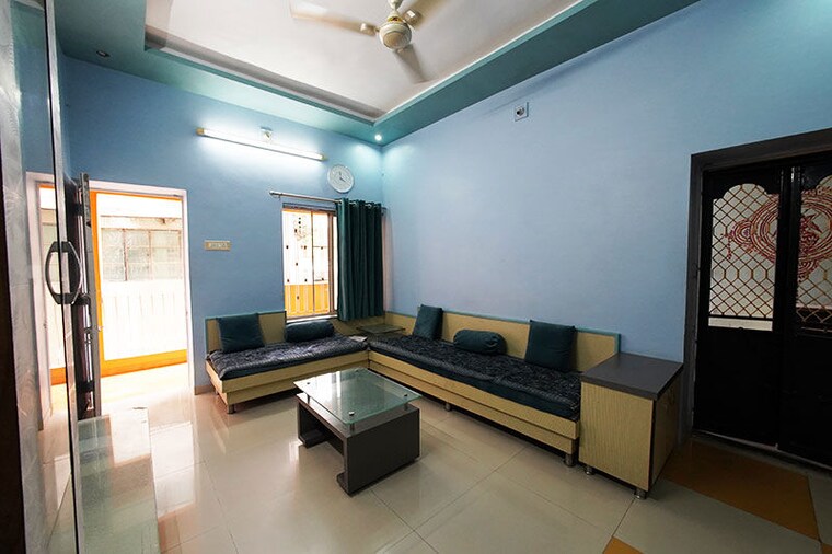 Living Room, ambawadi 3 Bedroom 155 Sq.Yd. Apartment In Ambawadi Ahmedabad 10503768