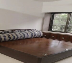 Bedroom in 3 BHK Apartment at Matunga East – for Rent