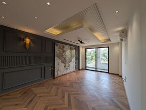 Bedroom in 4 BHK Builder Floor at Emaar Emerald Floors Premier, Sector 65 – for Sale