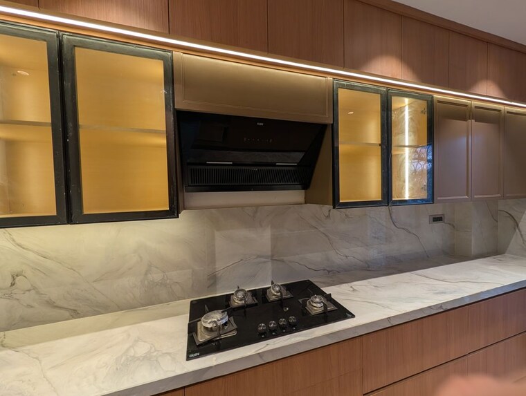 Kitchen, emaar-emerald-floors-premier 4 Bedroom 263 Sq.Yd. Builder Floor In Sector 65 Gurgaon 10503788