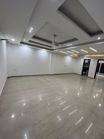 3 BHK + Servant Room 2206 Sq.Ft. Apartment in Signature Global Sarvam