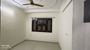 Room in 2 BHK Apartment at Vasant Kunj – for Rent