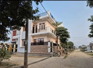 5 BHK Independent House For Sale in Vrindavan Yojna