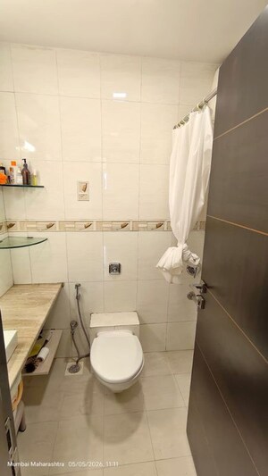 Bathroom in 2 BHK Apartment at Vithaldas Nagar – for Rent