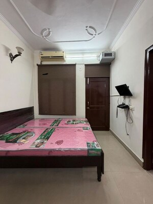 Bedroom in 2 BHK Independent House at Sector 21 – for Rent
