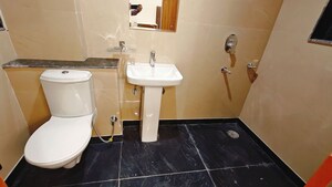 Team Area in 1 RK Builder Floor at Carterpuri Village – for Rent