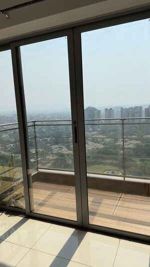 2 BHK Apartment For Rent in Amanora Adreno Towers, Hadapsar
