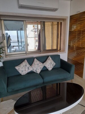 Bedroom in 2 BHK Apartment at Cuffe Parade – for Sale