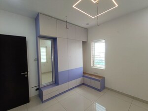Room in 3 BHK Apartment at Aparna Zenon, Puppalaguda – for Rent