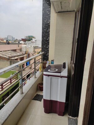 Balcony in 1 BHK Builder Floor at Jawahar Nagar – for Rent