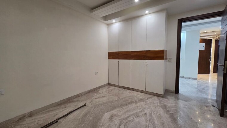 Room, greater kailash 3 Bedroom 2200 Sq.Ft. Apartment In Greater Kailash Delhi 10503978