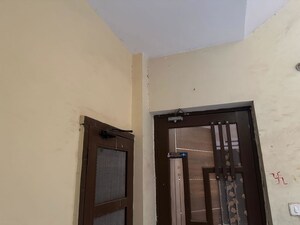 Building Lobby in 3 BHK Apartment at Sunshine Enclave, Vip Road – for Rent