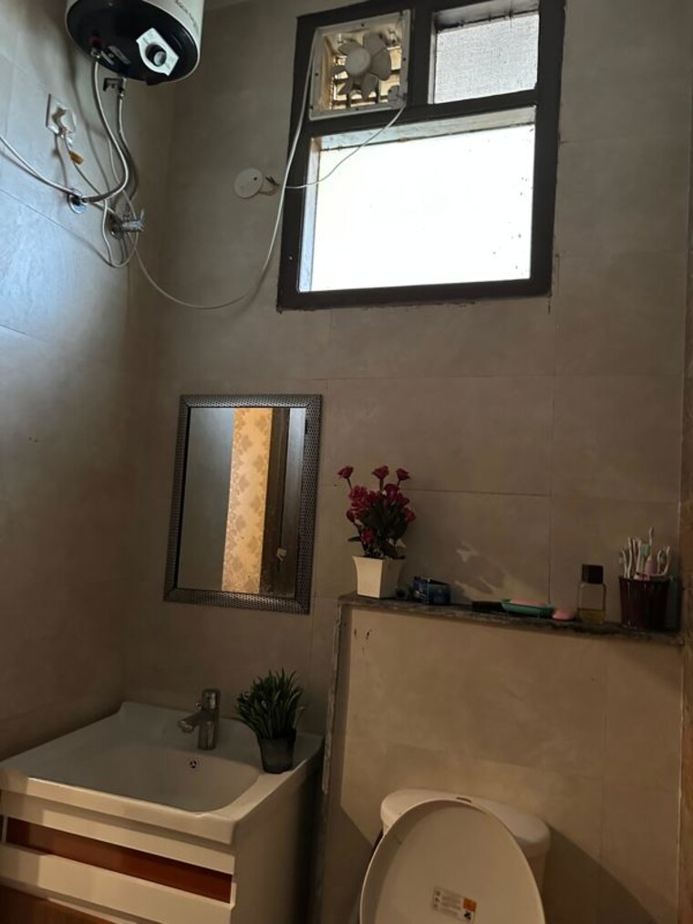 Bathroom, sunshine-enclave 3 Bedroom 1150 Sq.Ft. Apartment In Vip Road Zirakpur 10503990