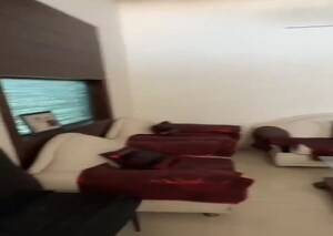 Living Room in 1 BHK Builder Floor at Sector 14 – for Rent