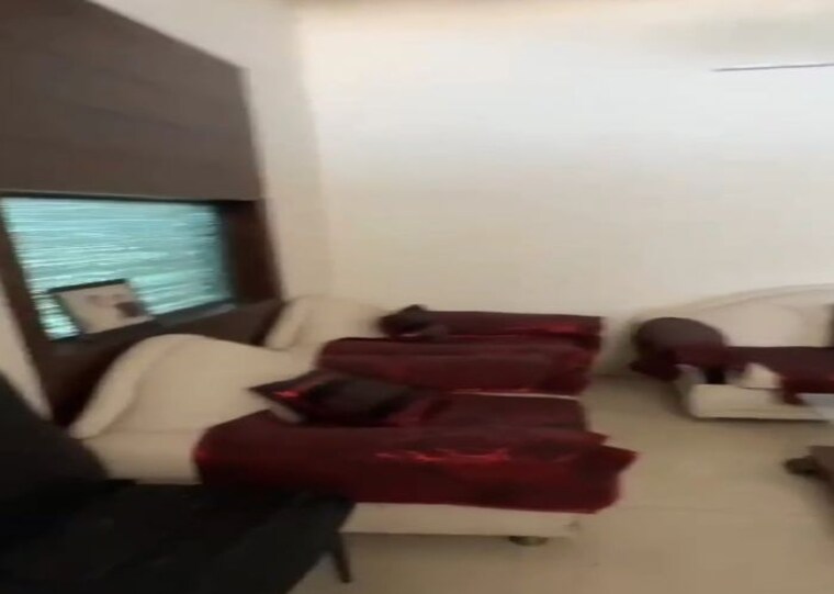 Living Room, sector 14 1 Bedroom 2010 Sq.Ft. Builder Floor In Sector 14 Sonipat 10504004