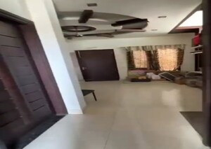 Team Area in 1 BHK Builder Floor at Sector 14 – for Rent