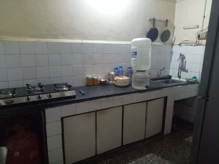 Kitchen, salwe nagar 2 Bedroom 1200 Sq.Ft. Apartment In Salwe Nagar Pune 10504022