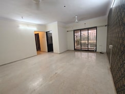 3 BHK Apartment For Rent in MM Spectra