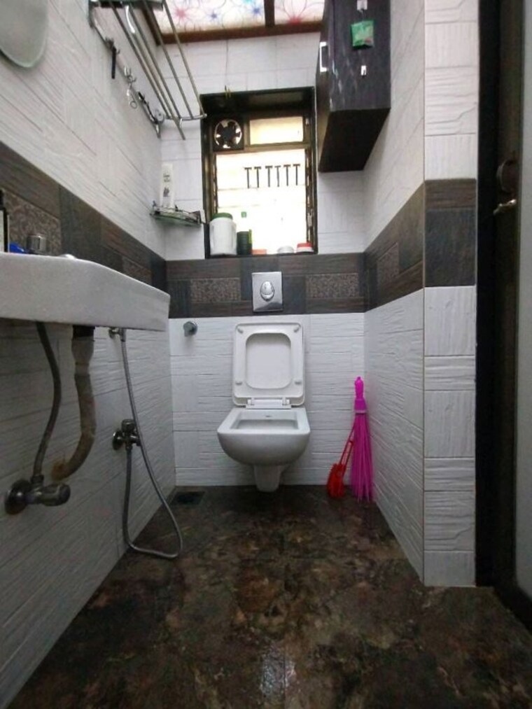Bathroom, sector 5 ghansoli 2 Bedroom 1080 Sq.Ft. Apartment In Sector 5 Ghansoli Navi Mumbai 10504054
