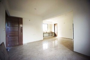 Room in 3 BHK Apartment at Vasna – for Sale