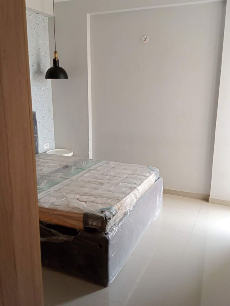 Bedroom, tulsiani-easy-in-homes 2 Bedroom 585 Sq.Ft. Apartment In Sohna Sector 35 Gurgaon 10504087