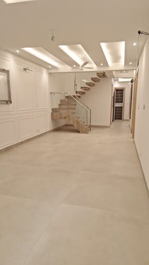 3 BHK Apartment For Rent in Vasant Kunj