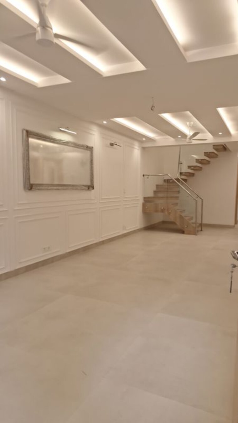 Room, vasant kunj 3 Bedroom 2500 Sq.Ft. Apartment In Vasant Kunj Delhi 10504102