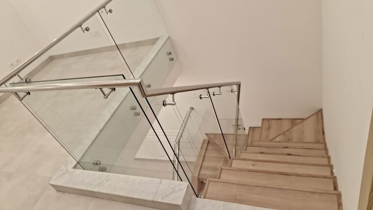 undefined, vasant kunj 3 Bedroom 2500 Sq.Ft. Apartment In Vasant Kunj Delhi 10504102