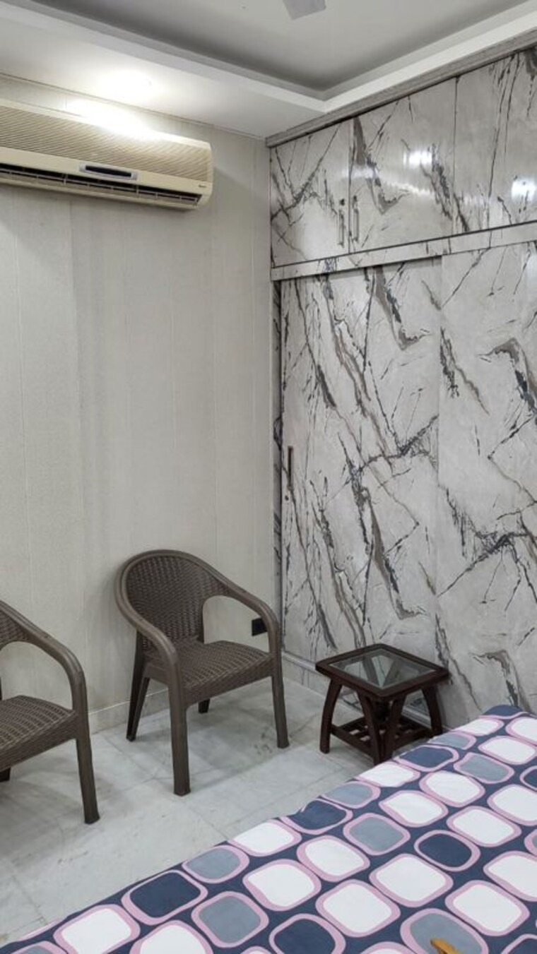 Bathroom, malviya nagar 3 Bedroom 1200 Sq.Ft. Apartment In Malviya Nagar Delhi 10504117