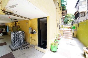 Living Room in 4 BHK Apartment at Maninagar – for Sale