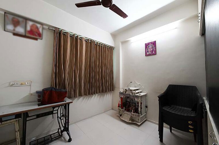 Room, nikol 3 Bedroom 188 Sq.Yd. Apartment In Nikol Ahmedabad 10504192