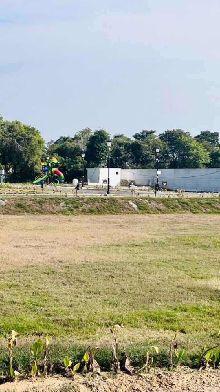 undefined, bptp-district-phase-2  60 Sq.Yd. Plot In Sector 84 Faridabad 10504171