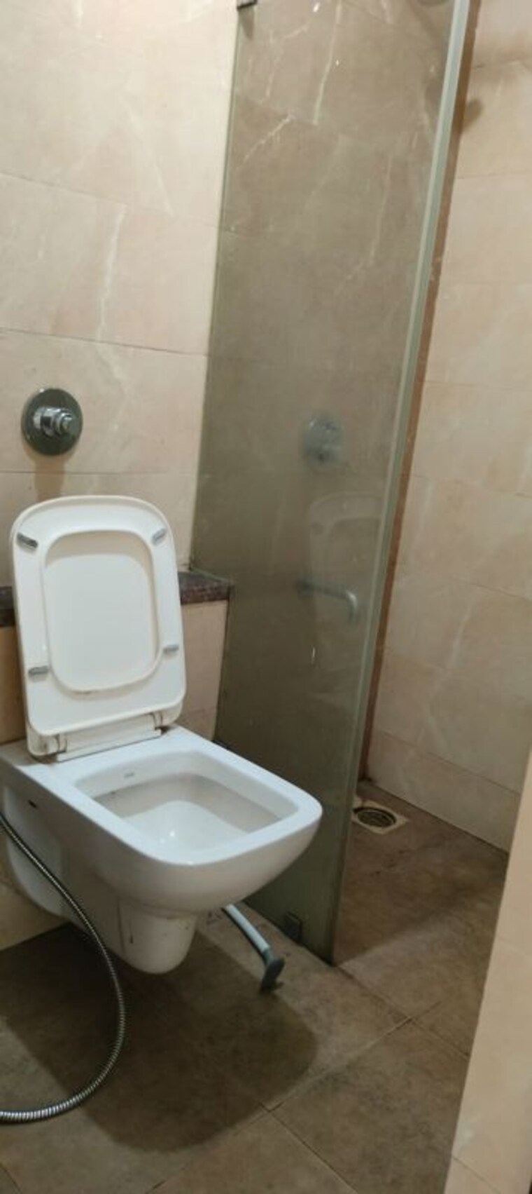 Bathroom, malad west 1 Bedroom 450 Sq.Ft. Apartment In Malad West Mumbai 10504050