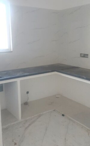 Room in 3 BHK Apartment at Sri Nagar Colony – for Sale