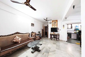 Gym in 3 BHK Apartment at Satellite – for Sale