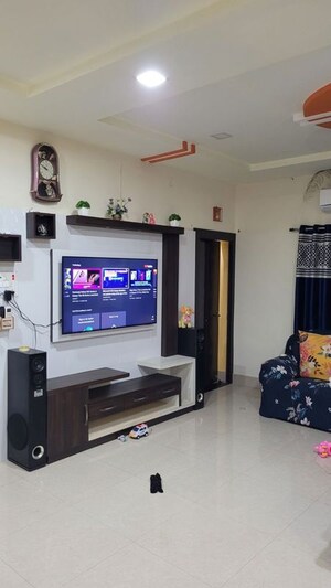 Furnished Amenities in 3 BHK Independent House at Chittaranjan Park – for Sale