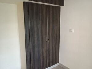 Furnished Amenities in 3 BHK Apartment at Kil Ayanambakkam – for Rent
