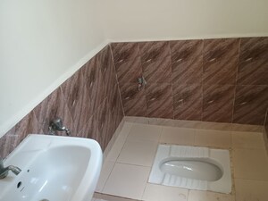 Bathroom in 2 BHK Apartment at Ambattur – for Rent