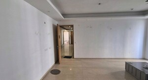Room in 3 BHK Apartment at Omaxe Lake, North Mullanpur – for Sale