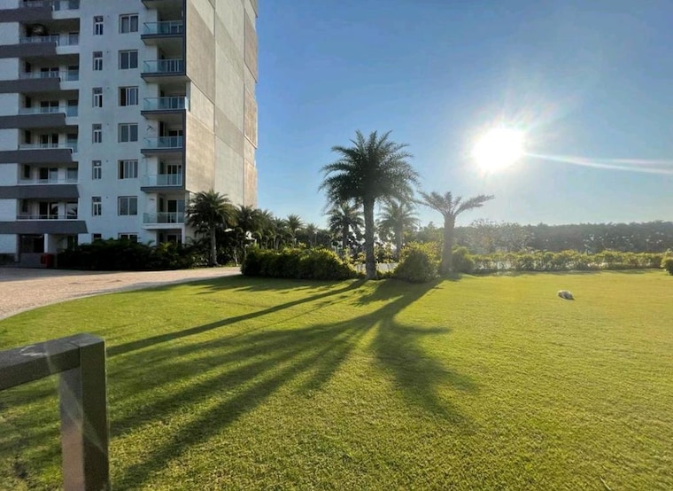 Garden, omaxe-lake 2 Bedroom 1285 Sq.Ft. Apartment In North Mullanpur Chandigarh 10242198