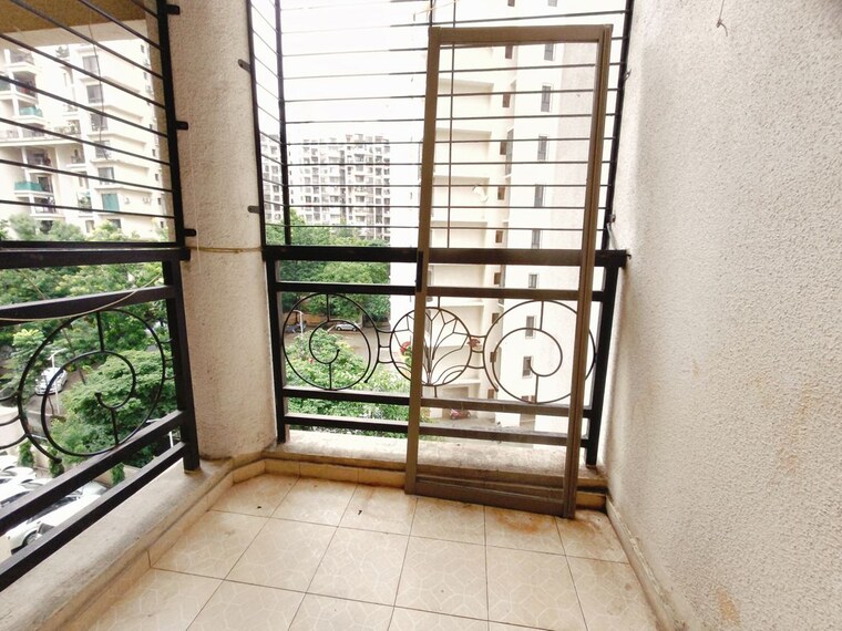 Balcony, amit-colori-homes 2 Bedroom 650 Sq.Ft. Apartment In Undri Pune 10504413
