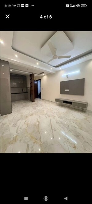 Room in 2 BHK Builder Floor at Saket – for Rent