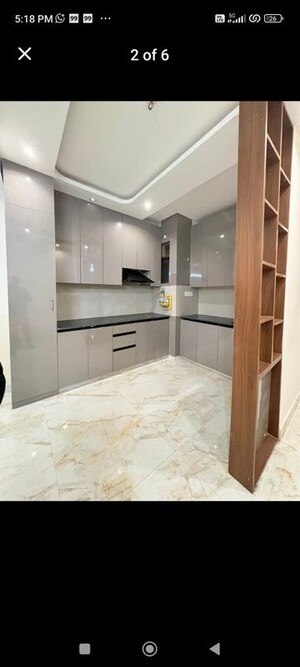 Room in 2 BHK Builder Floor at Saket – for Rent