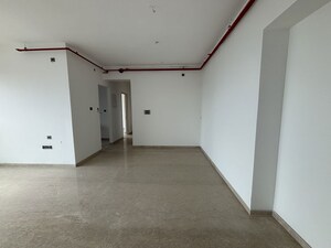 Room in 3 BHK Apartment at Marathon Monte South, Byculla West – for Rent