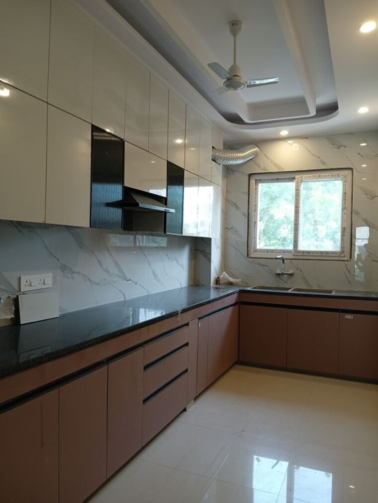 Kitchen, sector 22 3 Bedroom 3233 Sq.Ft. Independent House In Sector 22 Gurgaon 10504457