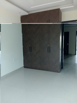 Room in 3 BHK Independent House at Sector 22 – for Rent