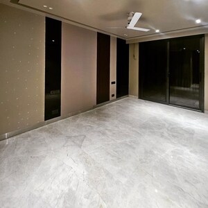 Room in 6+ BHK Villa at Sector 1 – for Sale