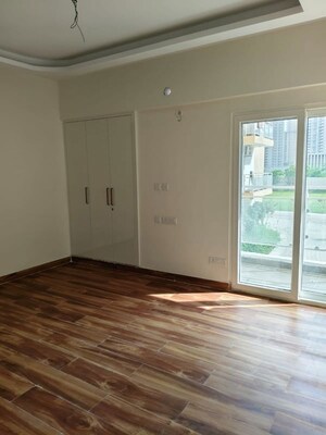 3 BHK Apartment For Rent in Samridhi Luxuriya Avenue, Sector 150