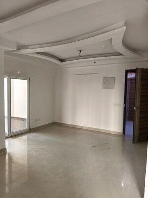 Building Lobby in 3 BHK Apartment at Samridhi Luxuriya Avenue, Sector 150 – for Rent