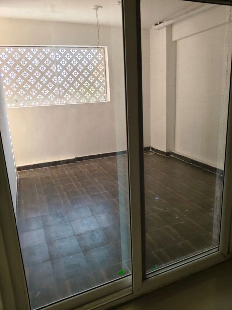 Bathroom, samridhi-luxuriya-avenue 3 Bedroom 1500 Sq.Ft. Apartment In Sector 150 Noida 10504537